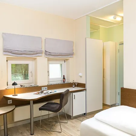 Flussbett Hotel