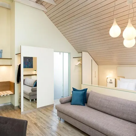 Flussbett Hotel